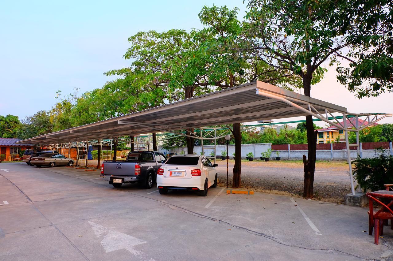 Siam House Interplace Lop Buri Eksteriør billede